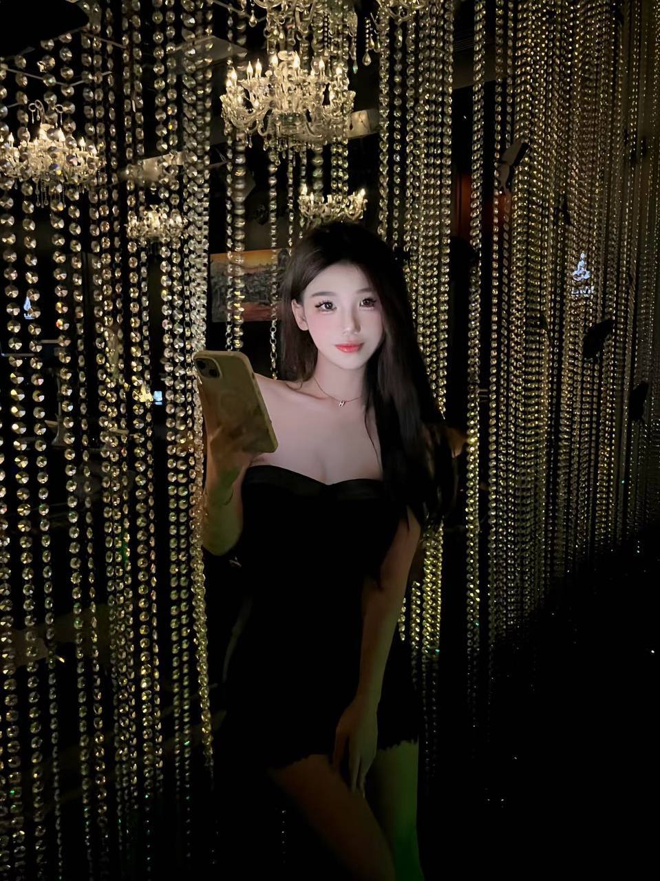 Xiaozhouzhou Escort Photo 8 | Escort Girls China